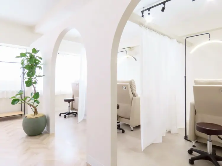 THE BALM six 銀座三丁目店の内観・外観3