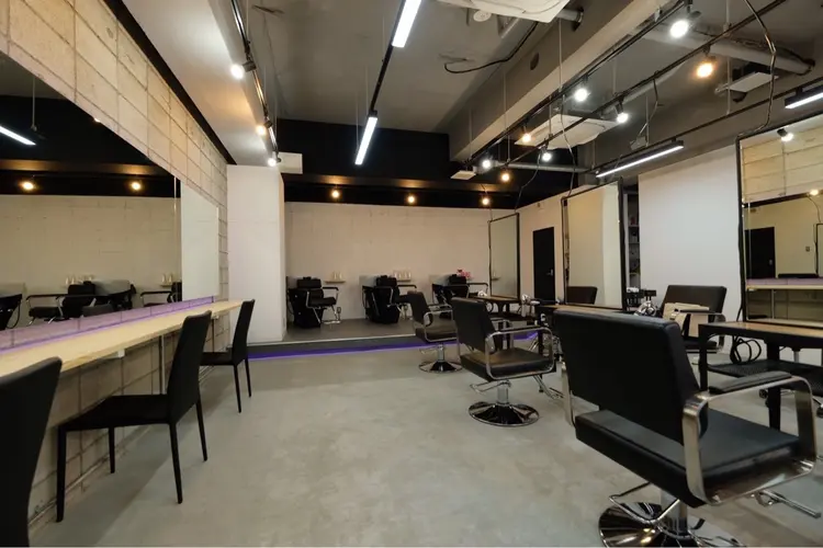 ansの内観・外観1