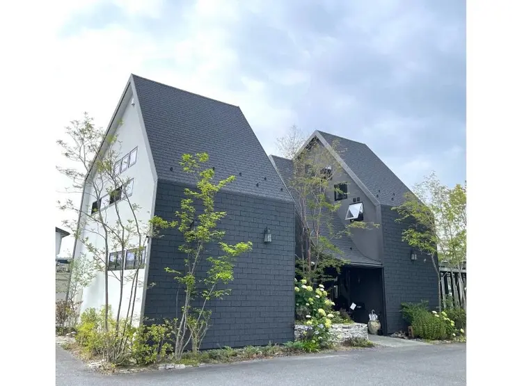 アンドグレース・ブロウ 可児店の内観・外観1