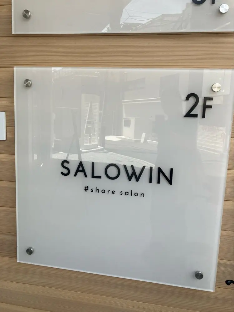 SALOWIN原宿ALLEY店の内観・外観2