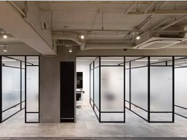 SALOWIN表参道店の内観・外観2