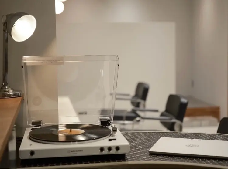 GRIPの内観・外観3