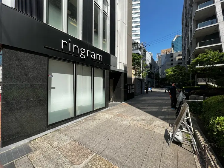 33【SASA】OSAKA【ササ】の内観・外観2