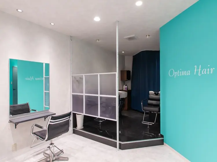 Optima Hair【オプティマヘアー】の内観・外観1