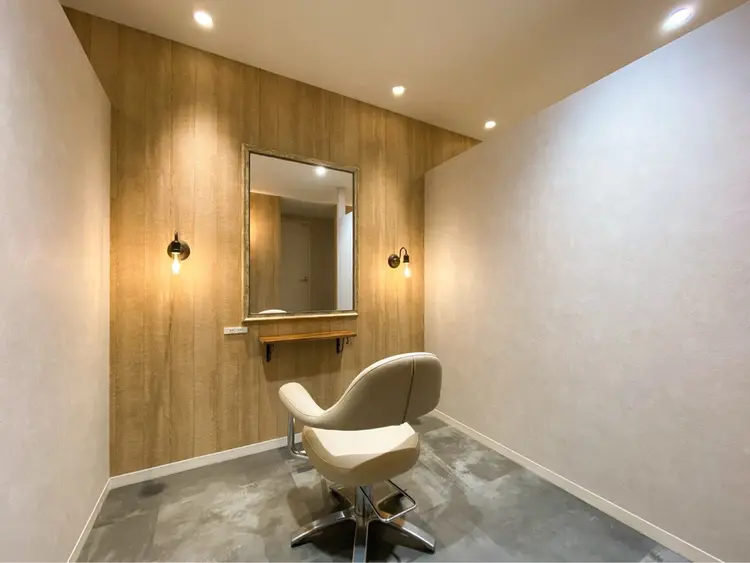 Dears新松山店の内観・外観2