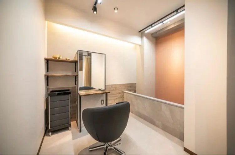 CYnTHiAの内観・外観2