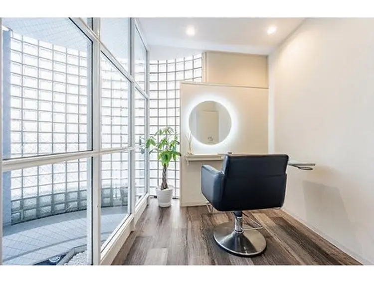 hair salon  MILIAの内観・外観2