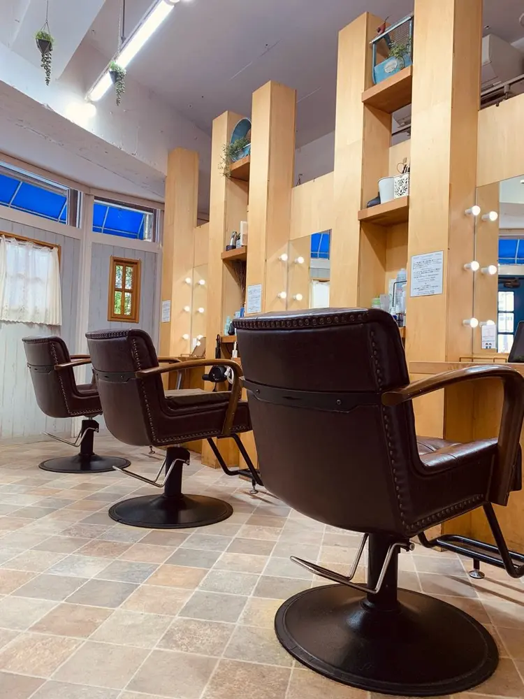 AtoBの内観・外観2