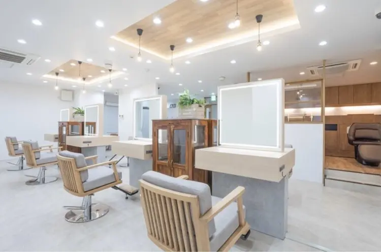 little×aimerの内観・外観1