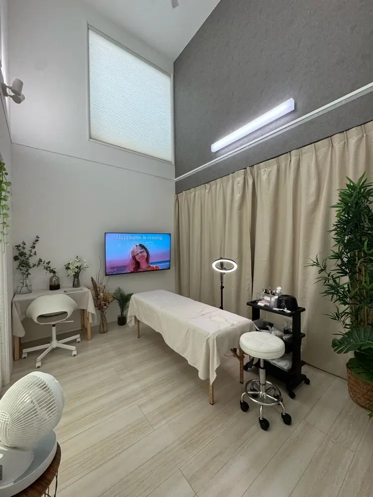 KIDS BROWの内観・外観1