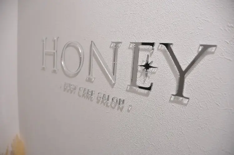 バストアップ専門サロン　HONEYの内観・外観2