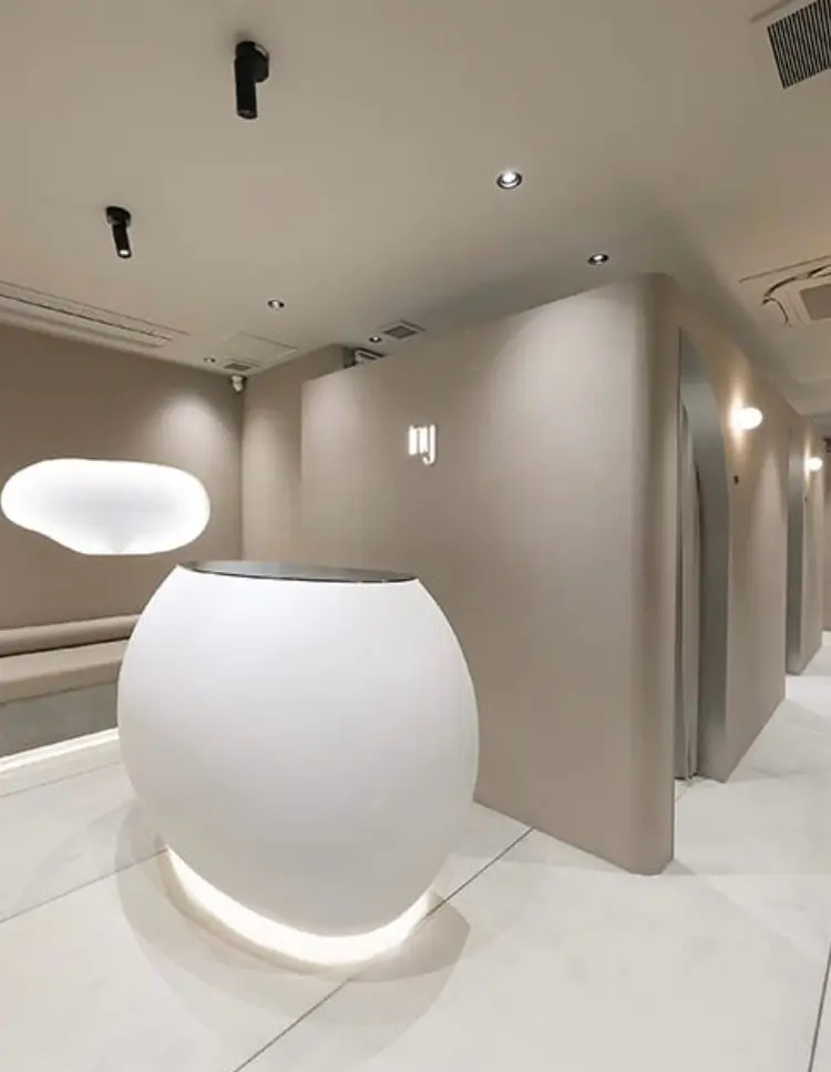 eyebrow salon-ae(アッシュ)の内観・外観1