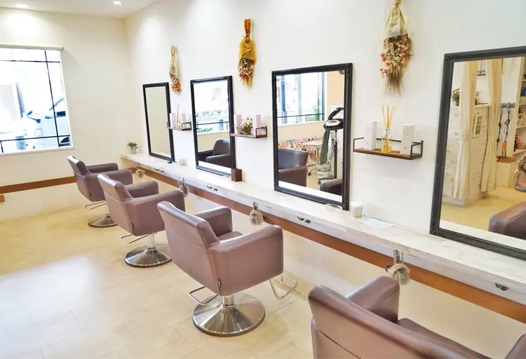 hair-room a-toの内観・外観3