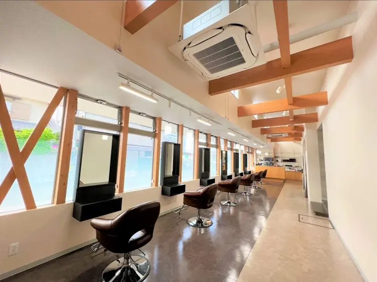 jlica hair サンフラワー通りの内観・外観2