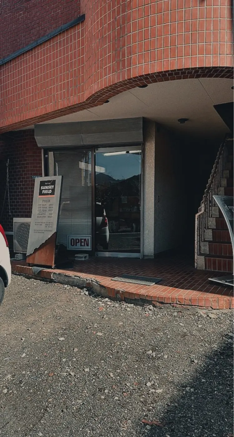 シャインネイルの内観・外観2