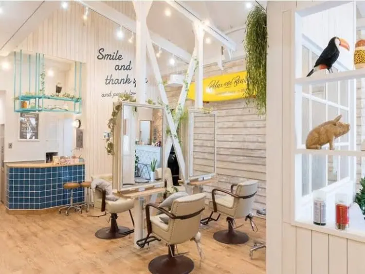 plaatje 橋本店の内観・外観2