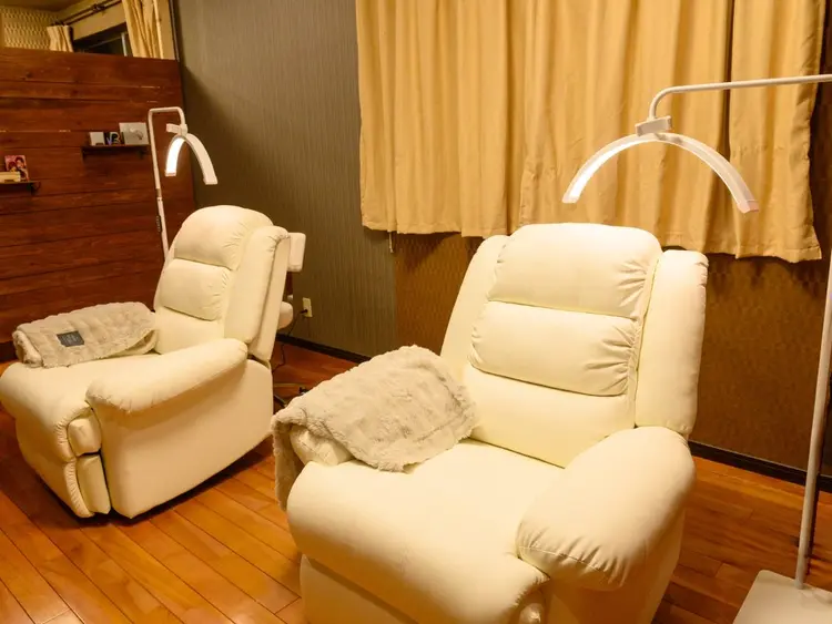 eyelush salon three3の内観・外観1