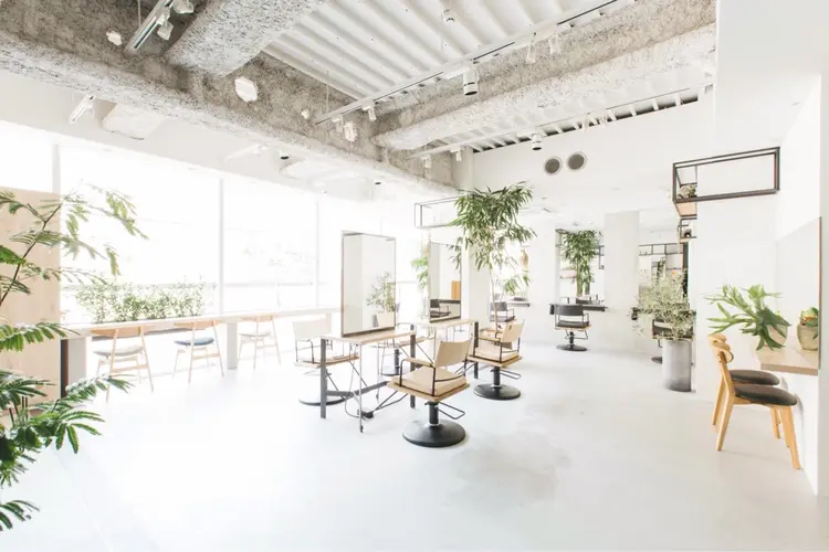 FILMSの内観・外観2