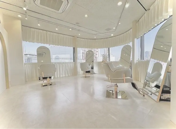 MIRAの内観・外観1