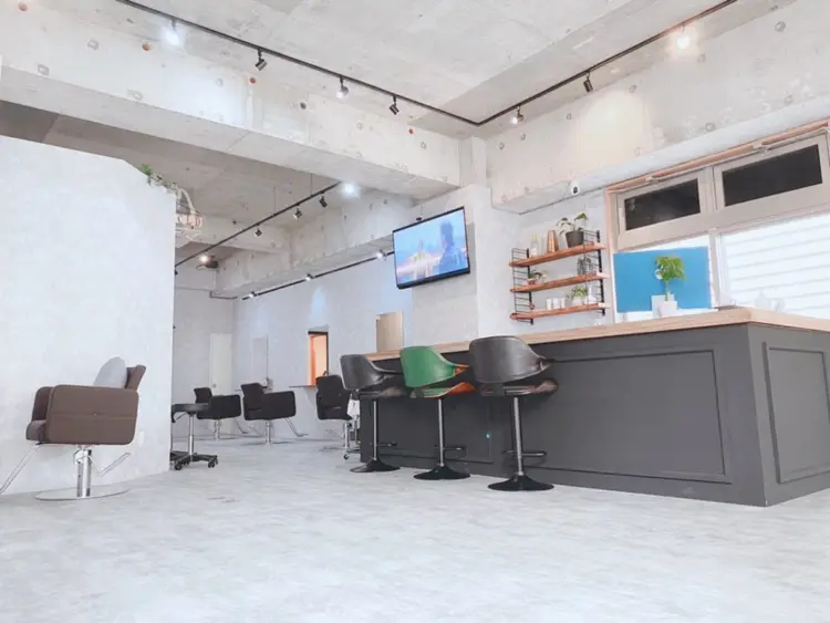 C'LD Hair Produce【シールドヘアプロデュース】の内観・外観1