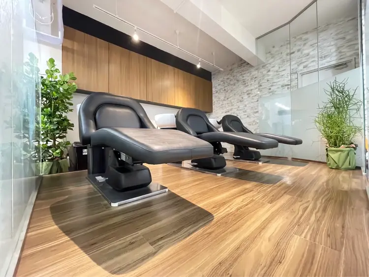 she2新宿の内観・外観3