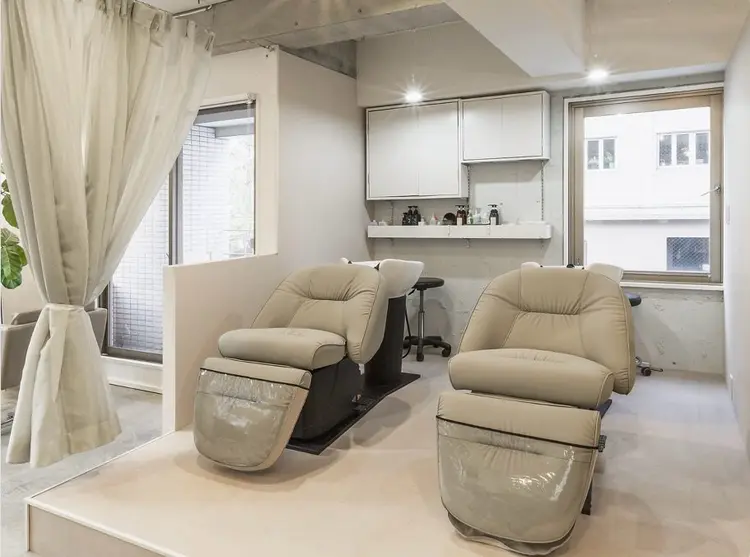 L’oraの内観・外観2