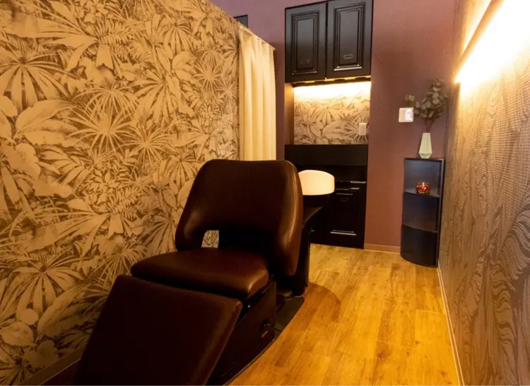 KamiBito ＋plus 香芝店の内観・外観1