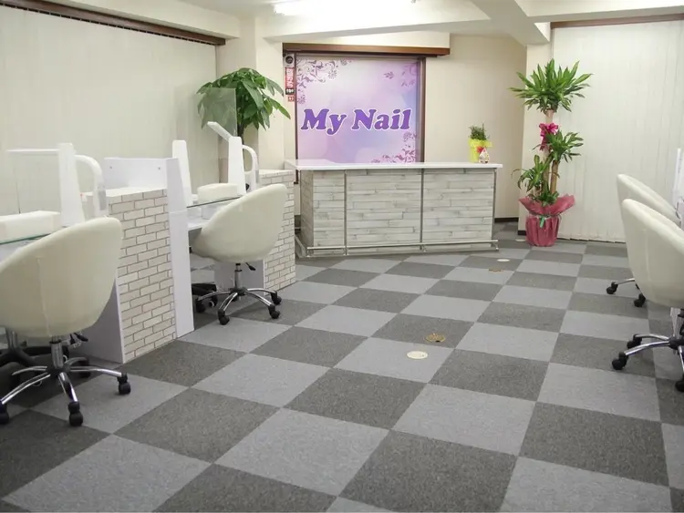 My Nail 池袋西口の内観・外観1