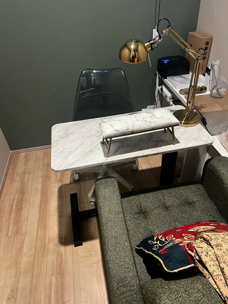 Lise Nailroomの内観・外観1