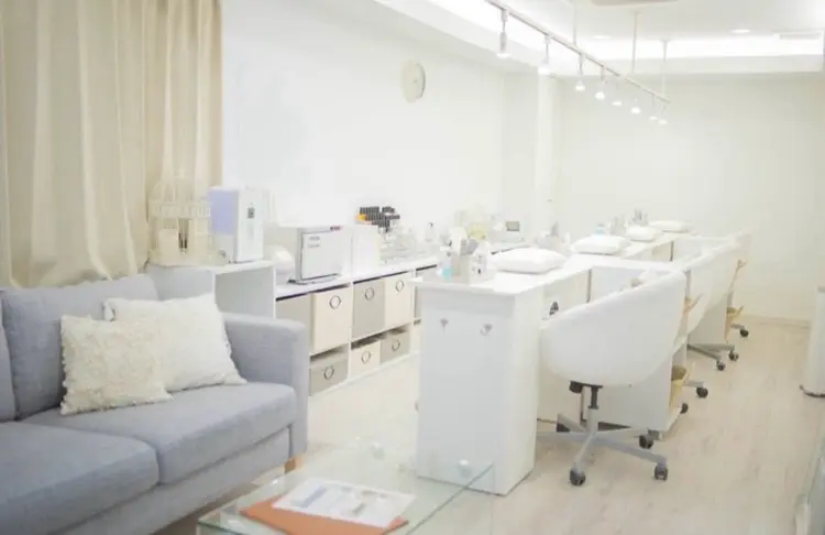 Rino nailの内観・外観1