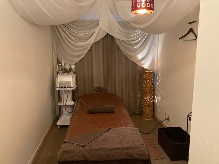 ビープロデュース亀有店の内観・外観2