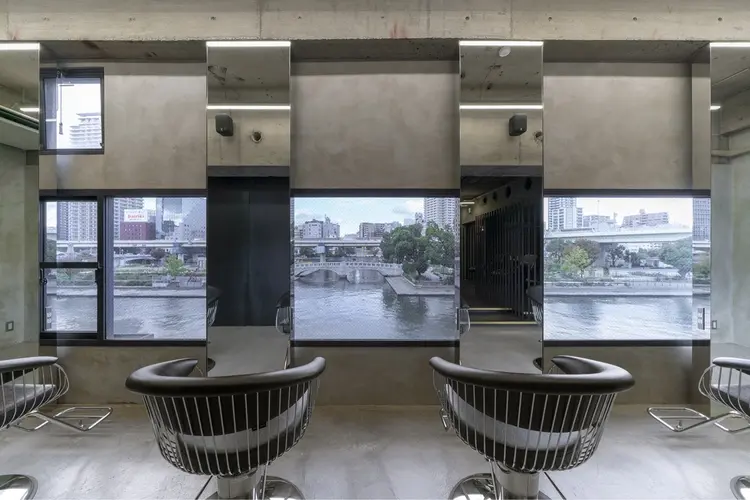 JANEの内観・外観2