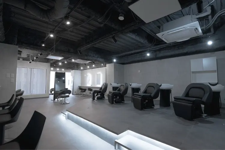 LAVEL 渋谷 髪質改善 レイヤーカットの内観・外観3