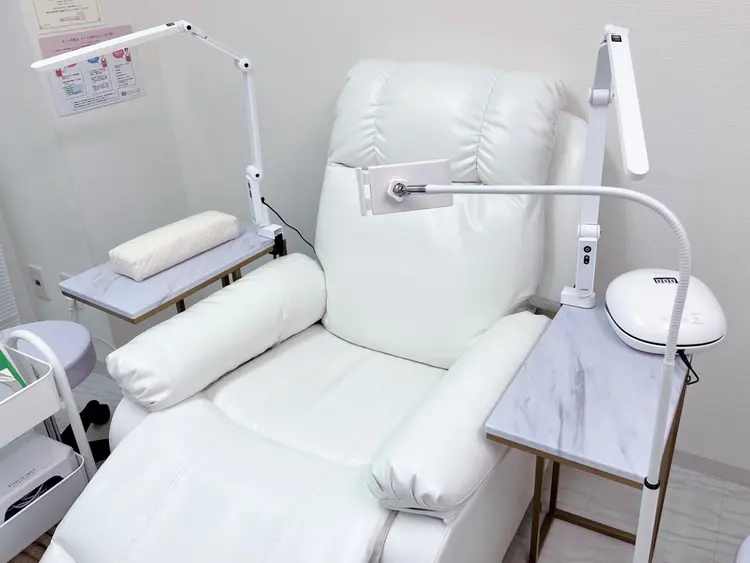 TT nailの内観・外観2