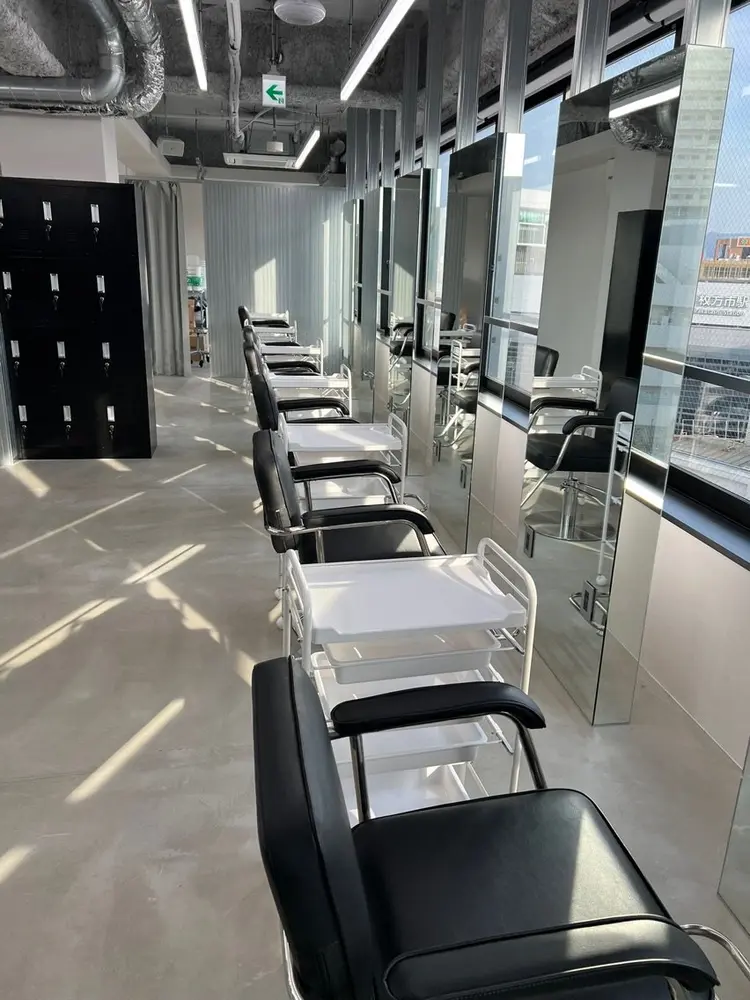 ルービック枚方店の内観・外観2