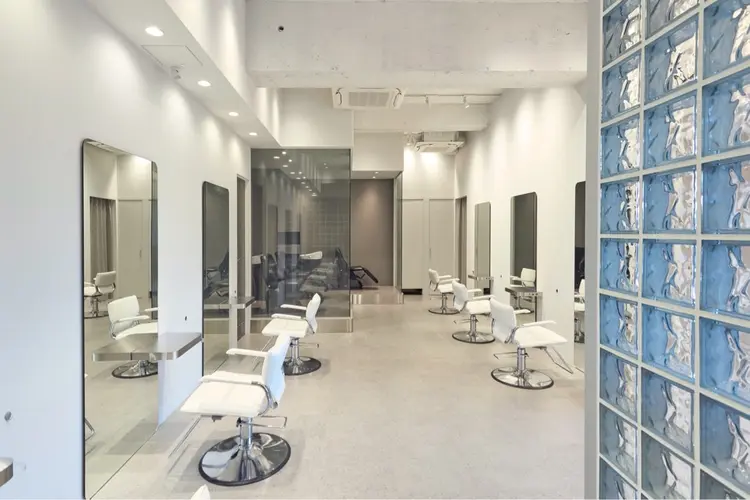 iLiの内観・外観3