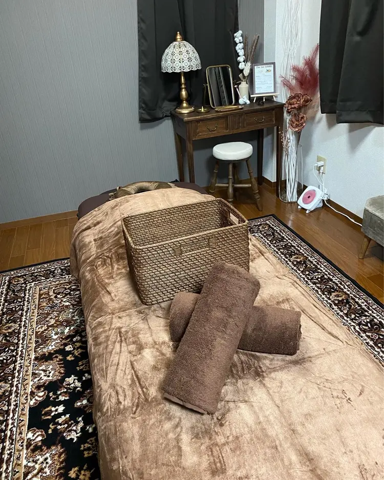 Bin-na-HANDの内観・外観1