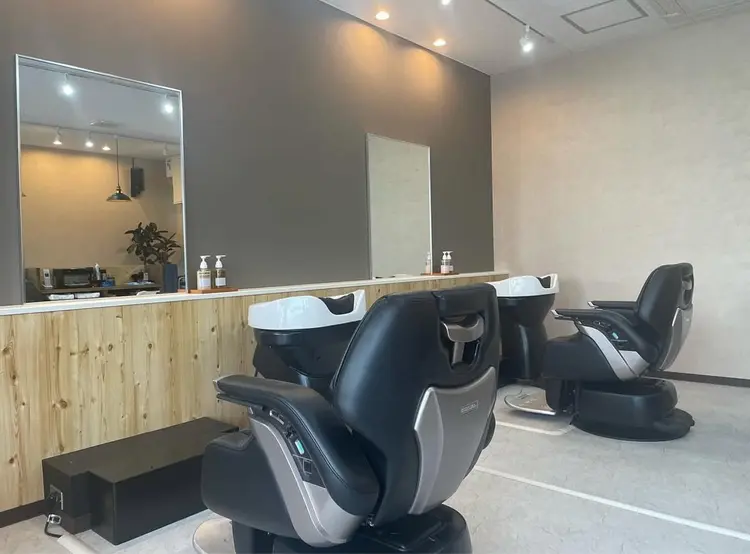 THEBARBER TENの内観・外観1