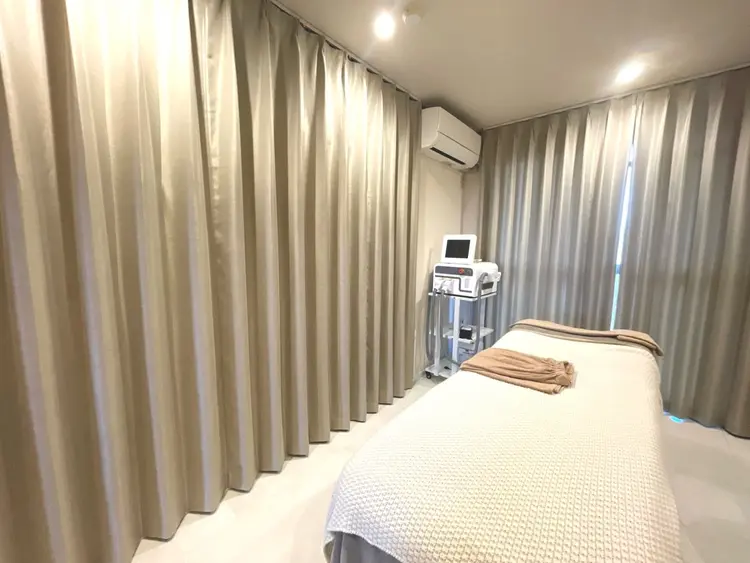 小顔/たるみ/黒ずみ除去専門サロン/SONA 大和西大寺店の内観・外観2