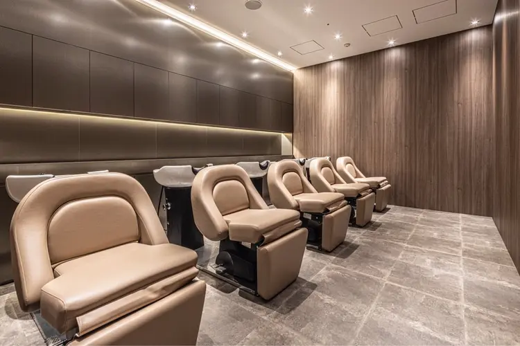 SALOWIN銀座CURA店の内観・外観3