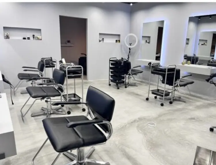 yoloの内観・外観2