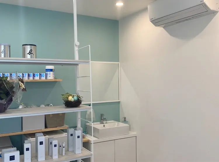 エクシアホワイトニング伊勢店の内観・外観1