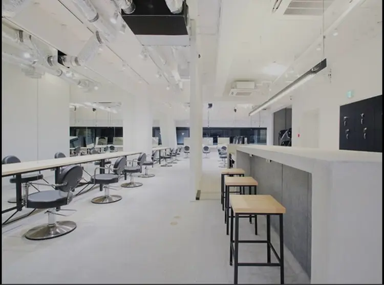 ALBUM 新宿店の内観・外観3