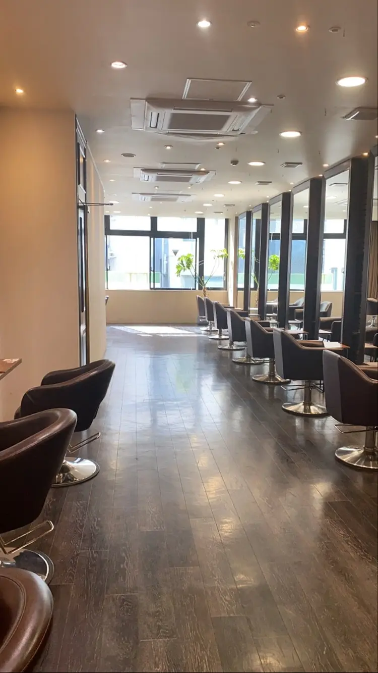 トータルビューティーサロン FLEVEの内観・外観1