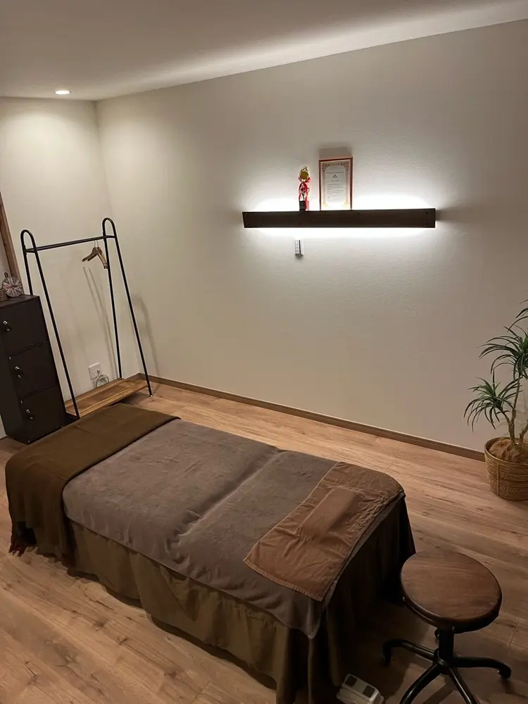 ヘッドサロンKOUBEの内観・外観2