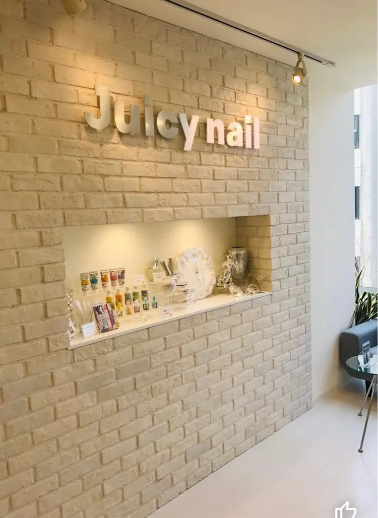 Juicy  nail天神西通り店の内観・外観2