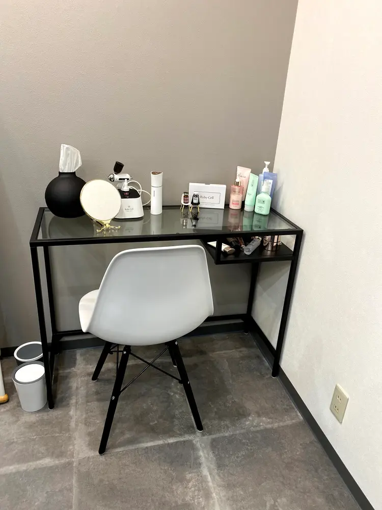 LUSH　LASHの内観・外観1