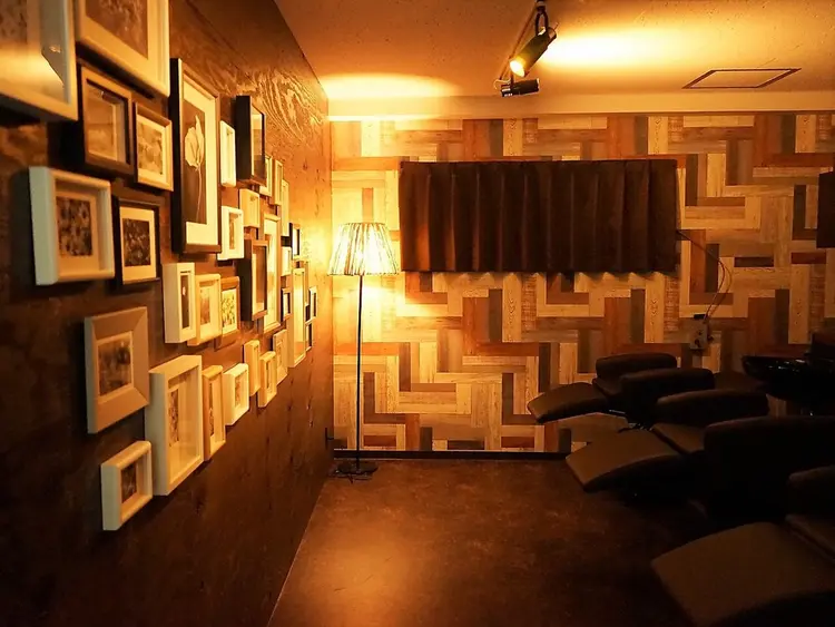 美容室 flower 平井店 【フラワー】の内観・外観2