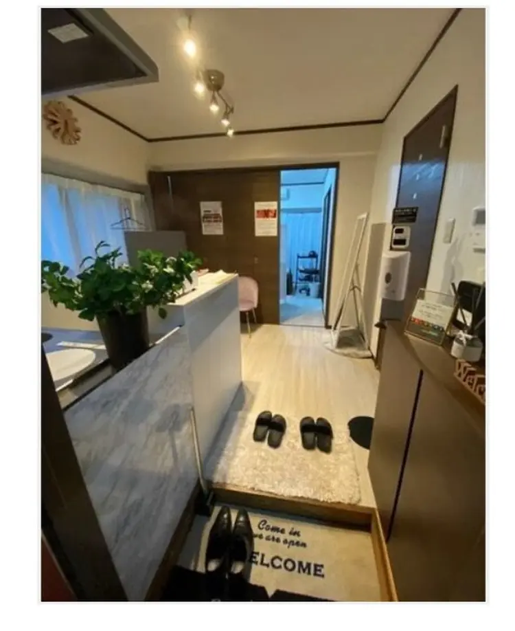 THE EYEBROW「ザ・アイブロウ」船橋2ndの内観・外観1