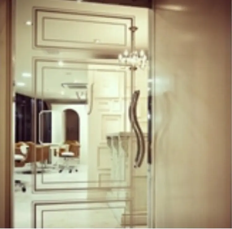 HAIR DESIGN vifの内観・外観2